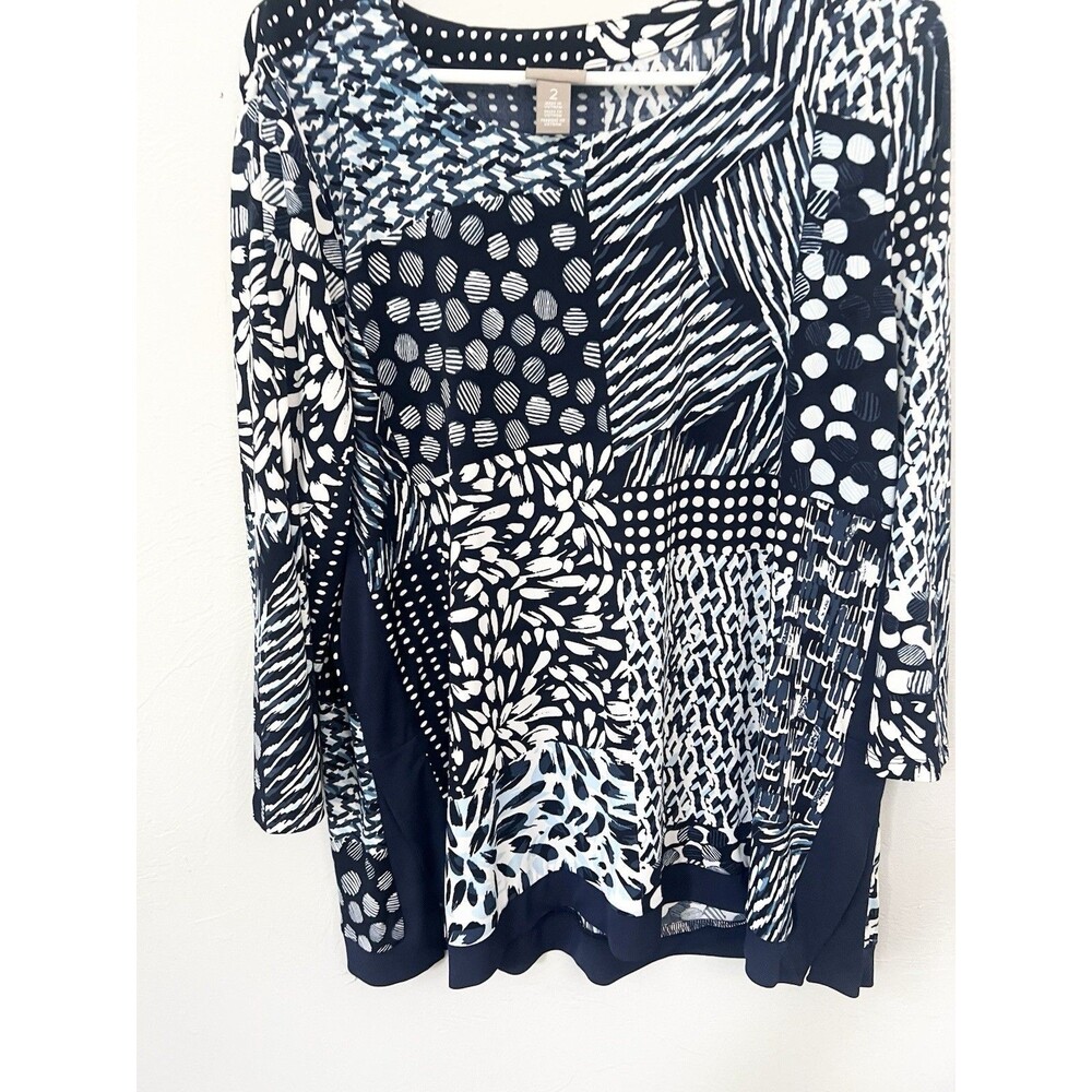 Chico’s Travelers Slinky Abstract Floral Tunic Top Navy White Size 2 Large Boxy